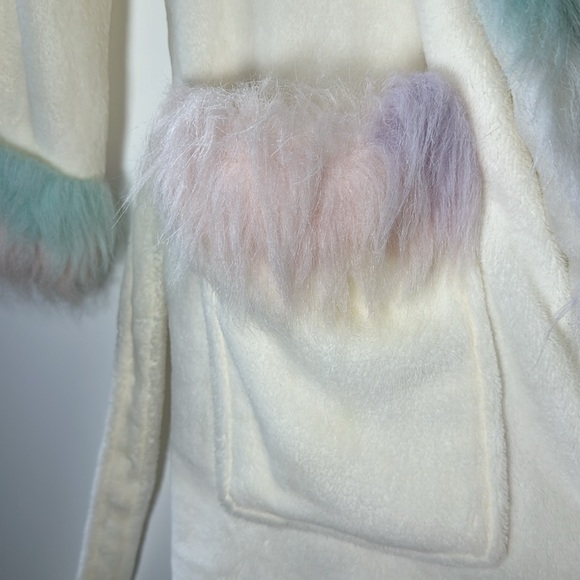 Pottery Barn Teen Unicorn Rainbow Faux Fur Robe - Picture 8 of 14
